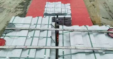 忻州 芝麻白仿形加直形路沿石出货日常