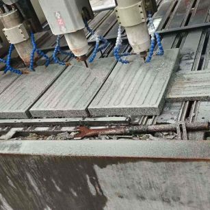 忻州 芝麻白花岗岩荔枝面盲道雕刻