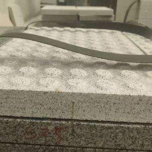 忻州 芝麻白花岗岩6.0公分荔枝面五轴加工雕刻盲点