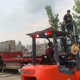 忻州 黄金麻冰裂纹，地铺石装车