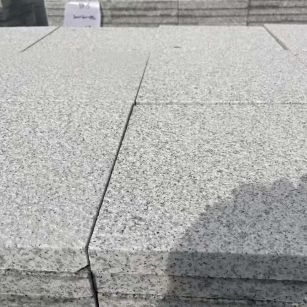 忻州 白麻花岗岩石材推荐 荔枝面地铺石