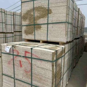 忻州 黄金麻花岗岩石材荔枝面地铺石2.5*300*600