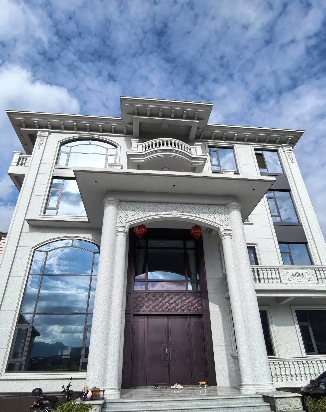 忻州白麻别墅外墙干挂石材效果示例