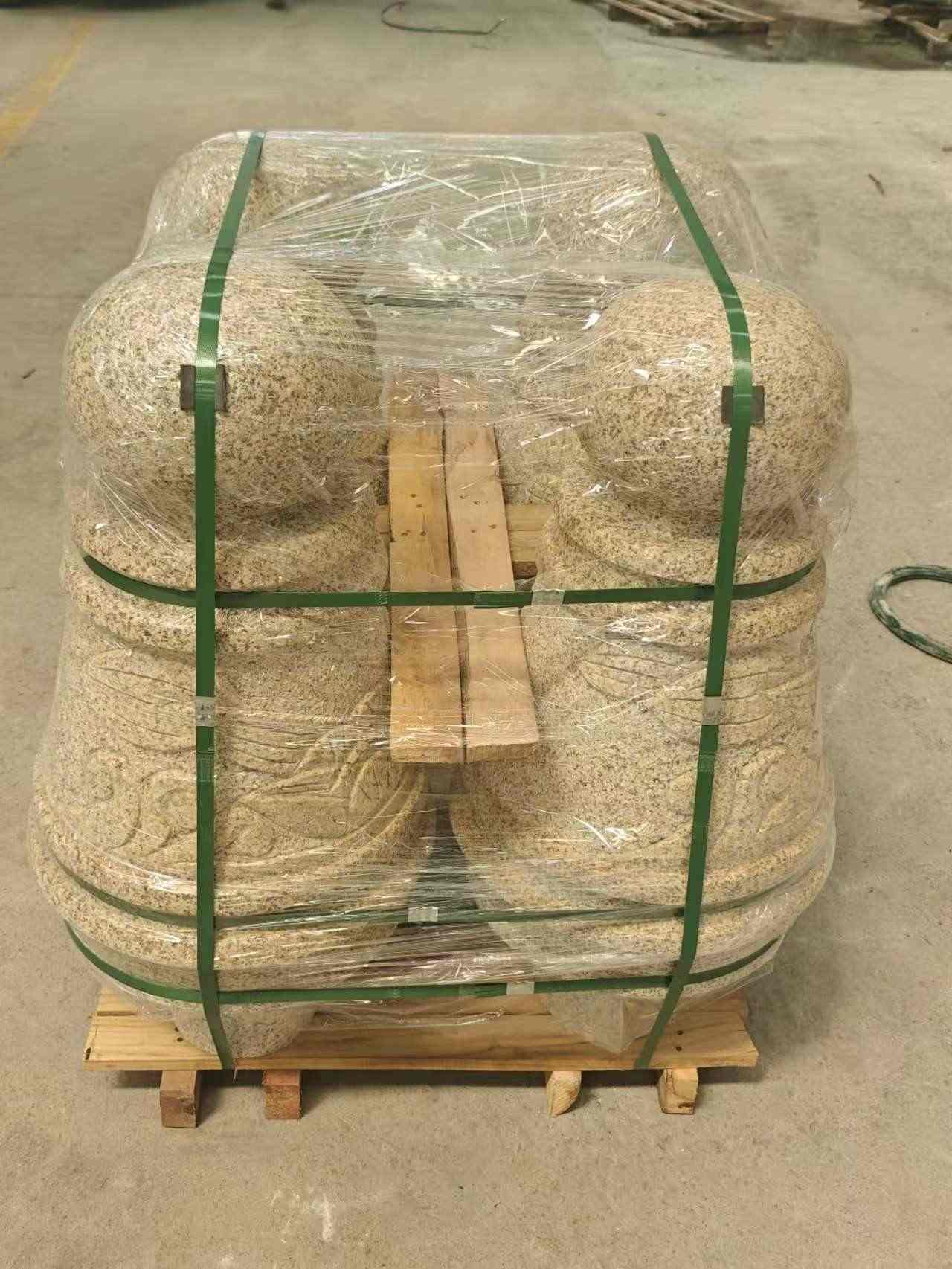 忻州 黄金麻异形定制雕花——棒棒糖挡车柱