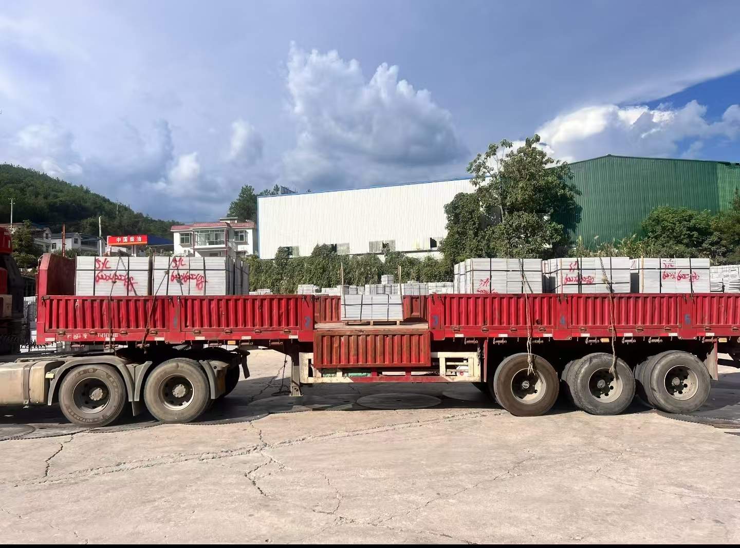 忻州 芝麻灰花岗岩地铺石出货日常