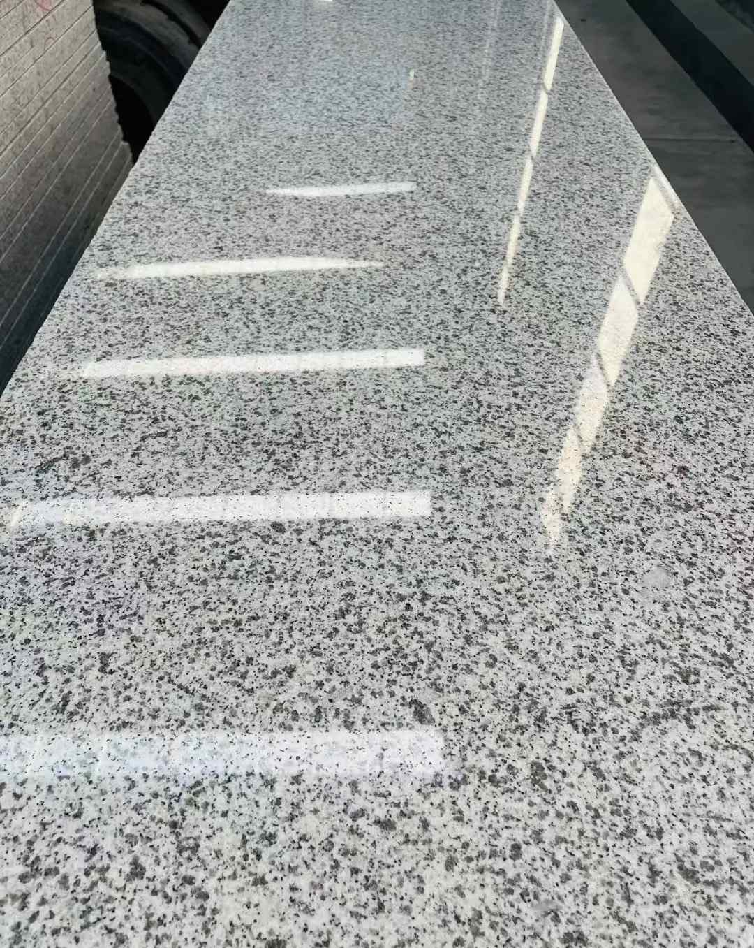 忻州 白麻花岗岩光面毛板