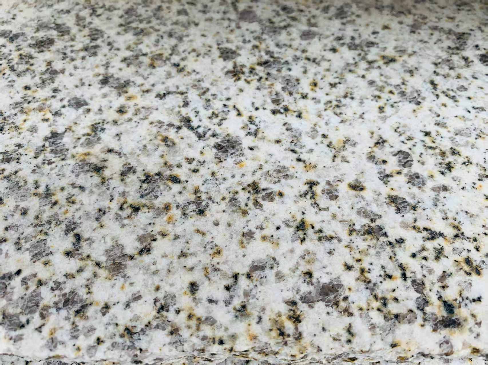 忻州 黄金麻花岗岩石材浅黄光面