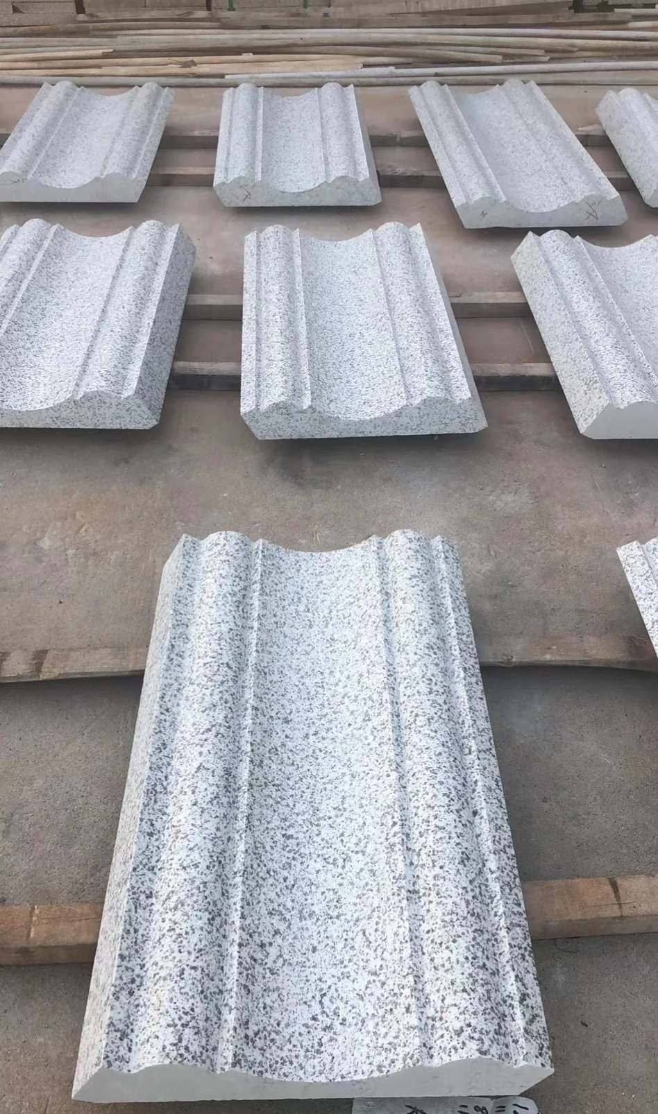 忻州 白麻花岗岩光面别墅线条