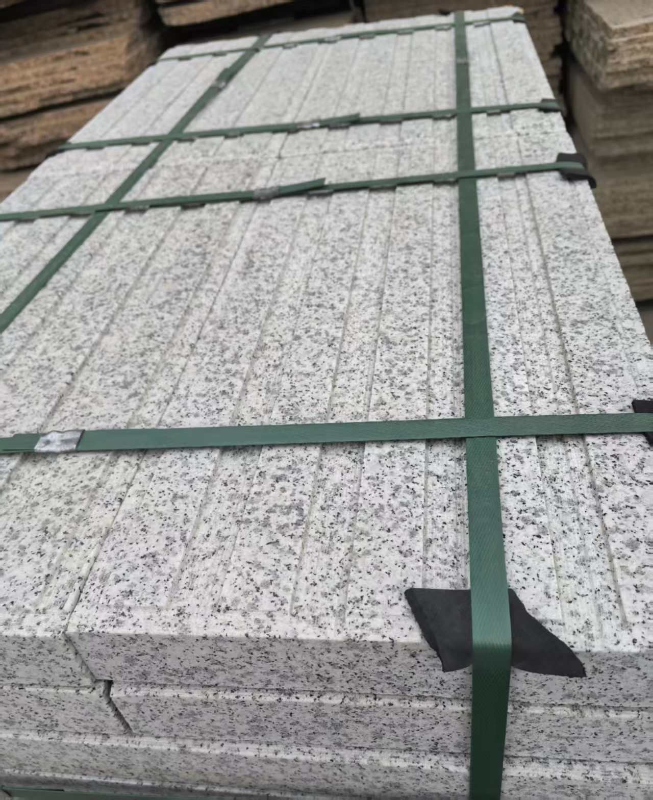 忻州 白麻花岗岩直行盲道石，盲条，地铺石